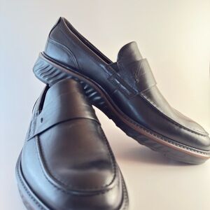 Ecco Men's Black Leather Slip-On Loafers